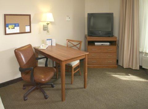Hotel Candlewood Wayne - Nw By Ihg Fort Wayne