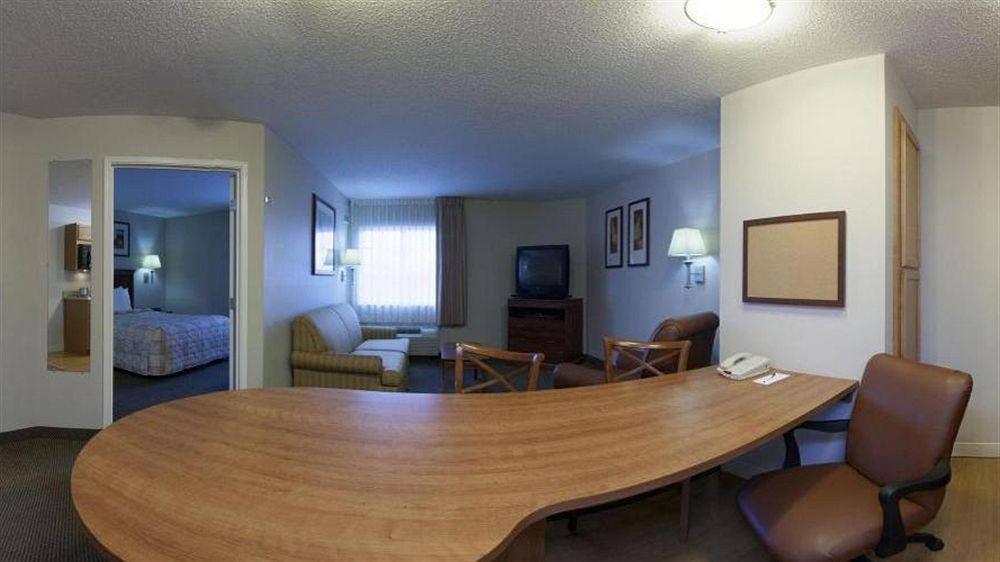 Candlewood Wayne - Nw By Ihg 3* Fort Wayne